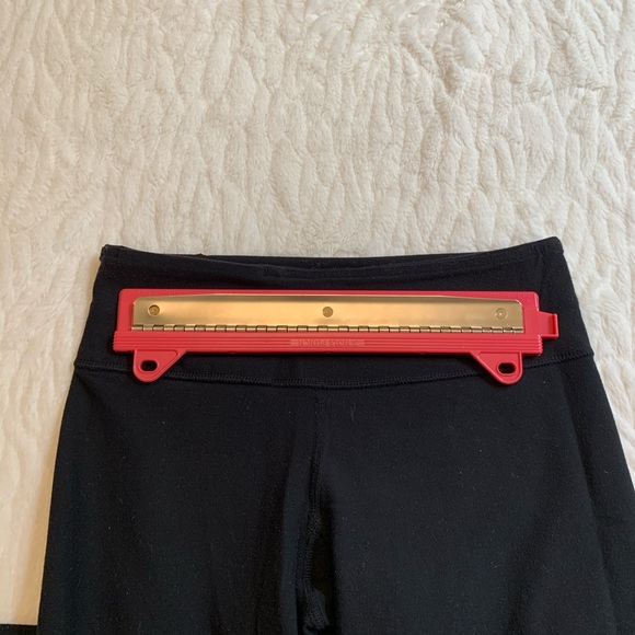 Lululemon Track Pants Stretch Yoga Pants - Picture 5 of 6